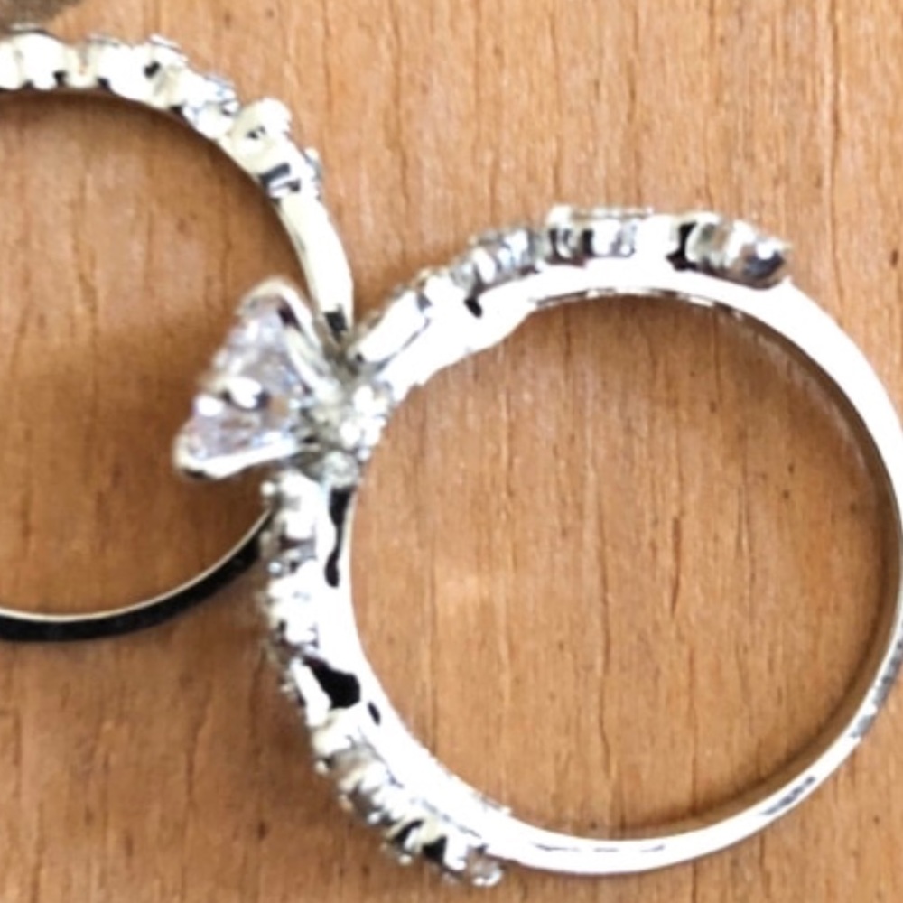 Silver rings set size 8